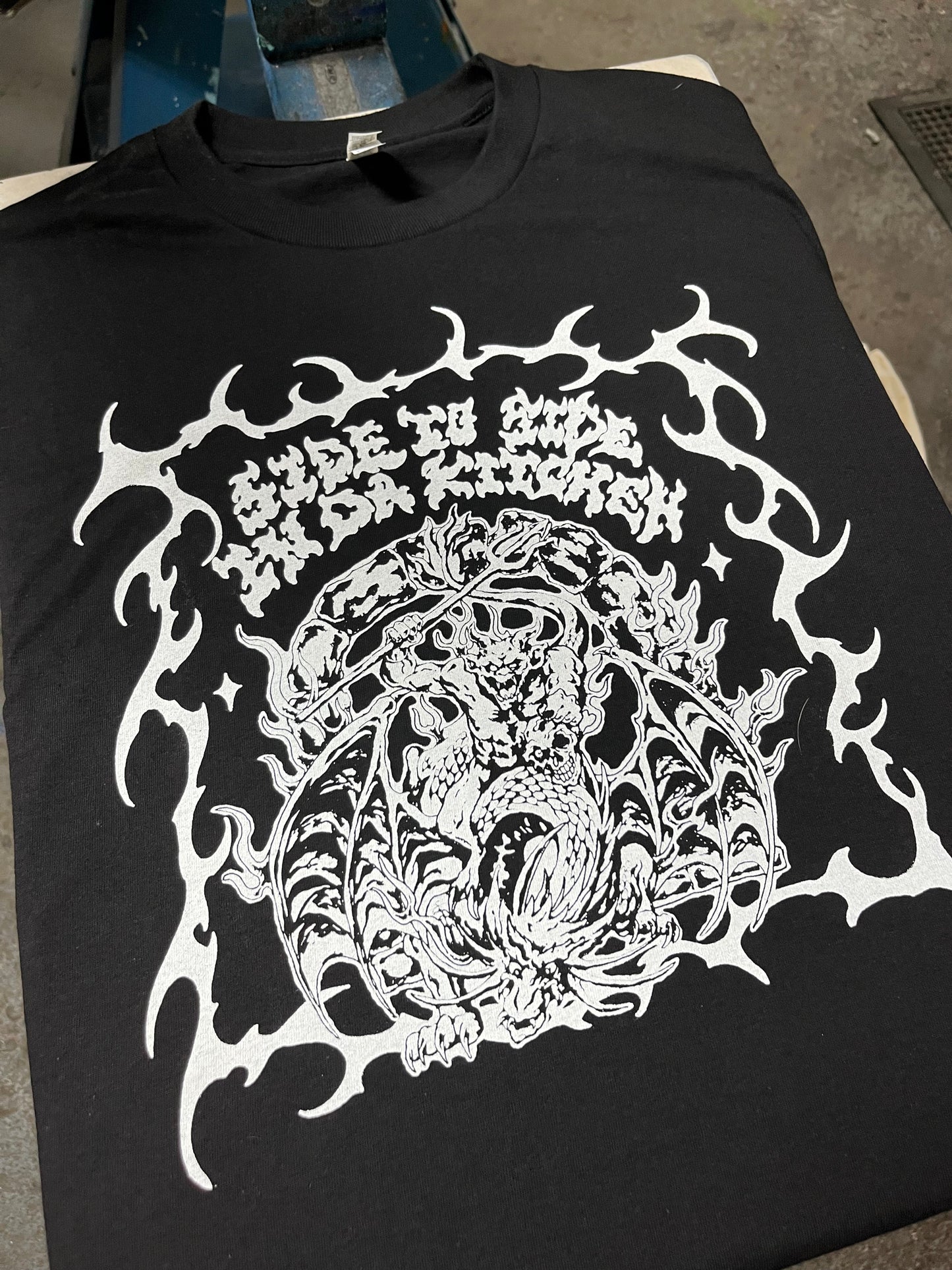 Side to side in da kitchen “Dragon” Black S/S T-Shirt